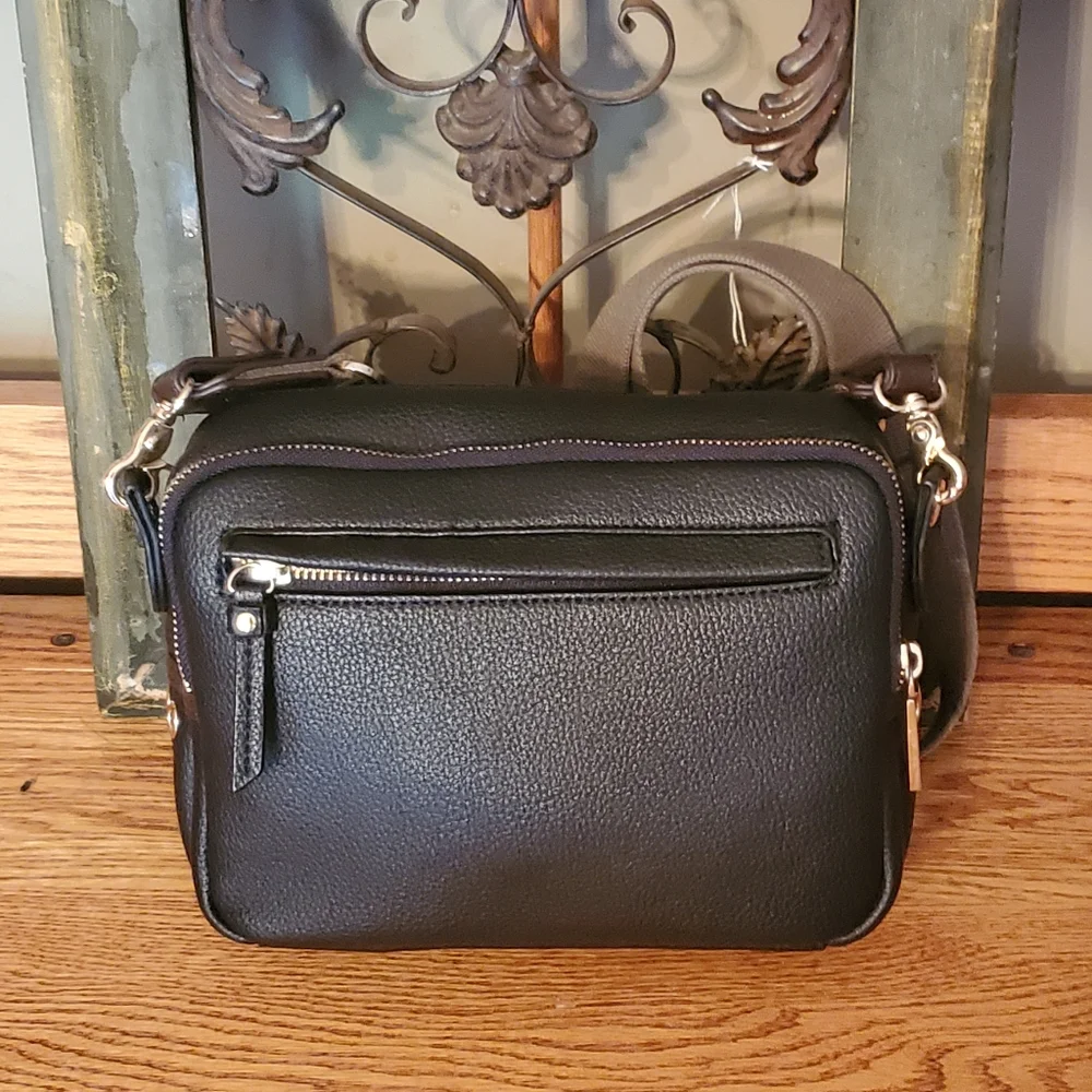 Samantha Thavasa Black Leather Studded Crossbody Bag